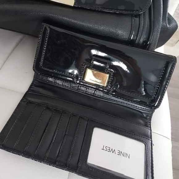 NINE WEST Bag and Wallet Bundle - Picture 4 of 7